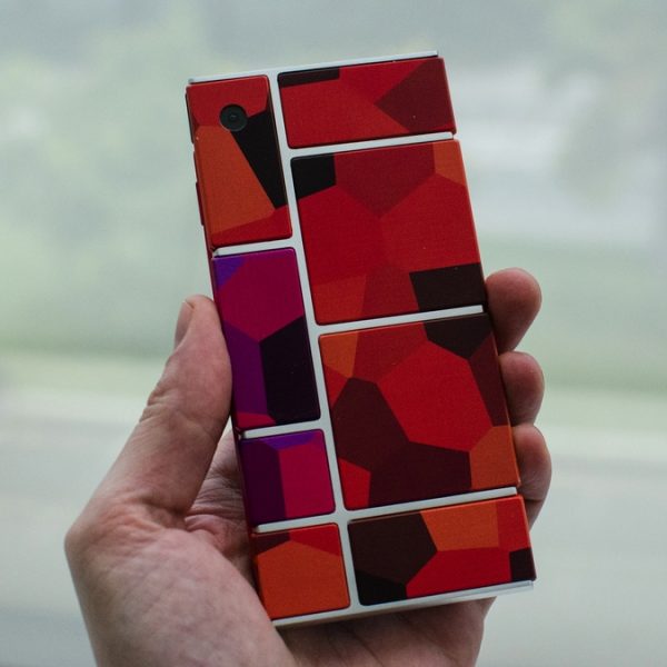 Project Ara 2 Hold Hand